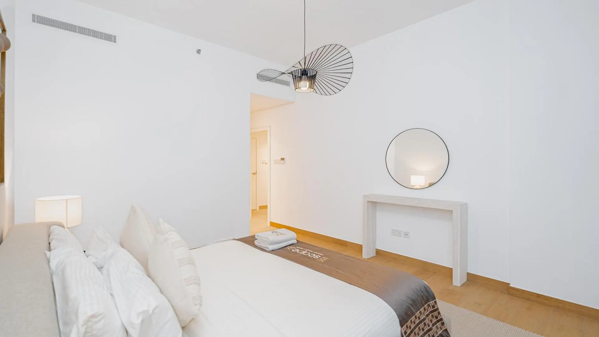 Apartamento Escape24 - Luxury 2Br In La Rive 3 With Beach Access At La Mer Jumeriah 1 Dubái Emiratos Árabes Unidos