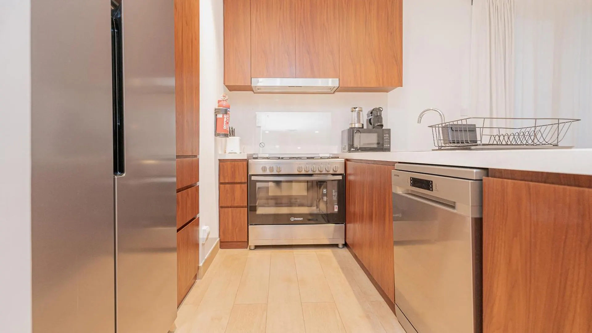 Escape24 - Luxury 2Br In La Rive 3 With Beach Access At La Mer Jumeriah 1 Dubai