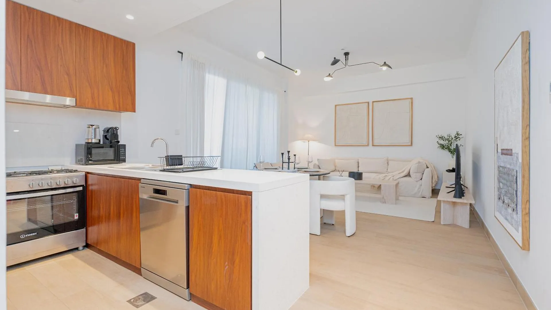 Lejlighed Escape24 - Luxury 2Br In La Rive 3 With Beach Access At La Mer Jumeriah 1 Dubai Forenede Arabiske Emirater