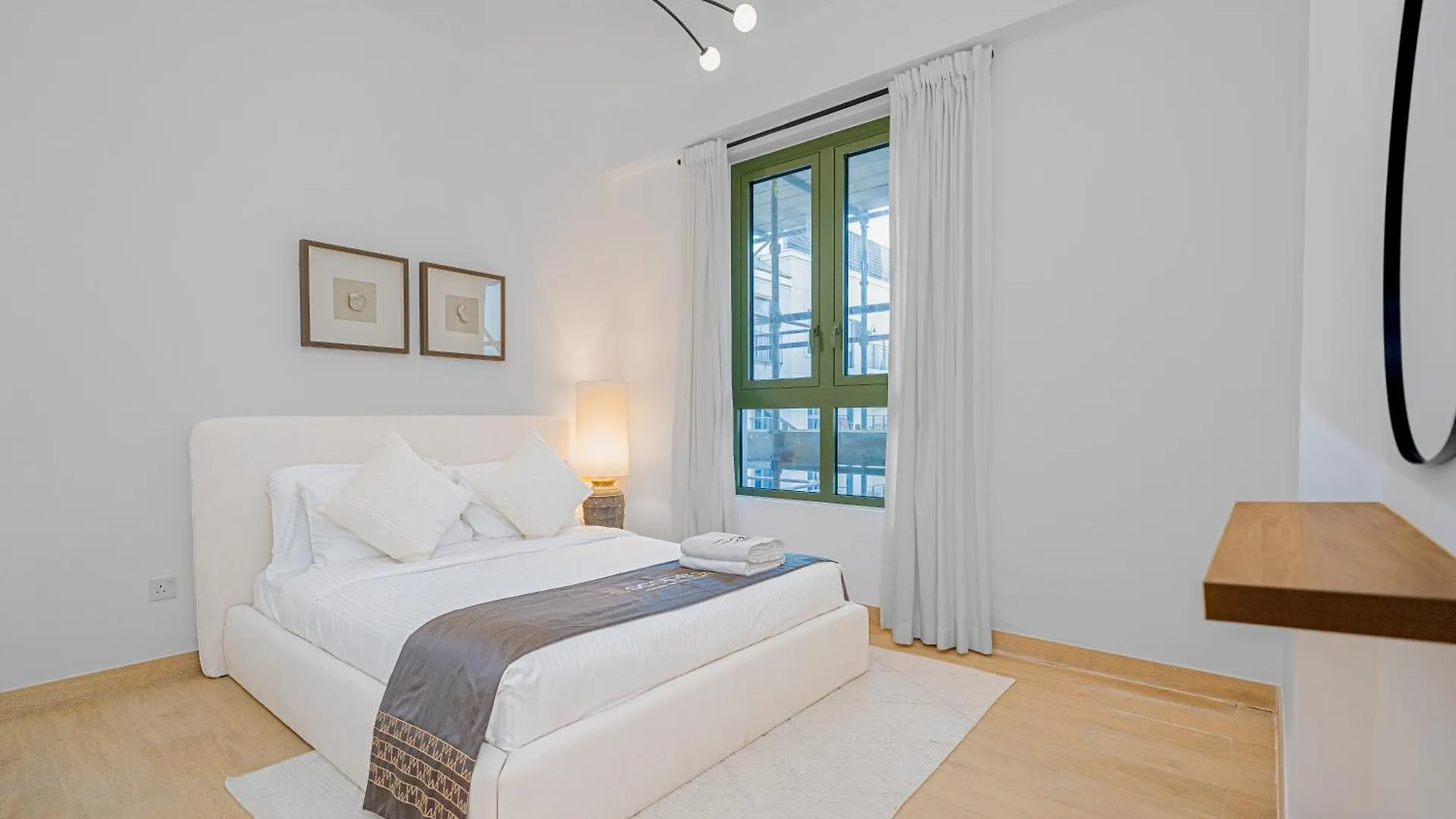 Escape24 - Luxury 2Br In La Rive 3 With Beach Access At La Mer Jumeriah 1 Dubai Lejlighed